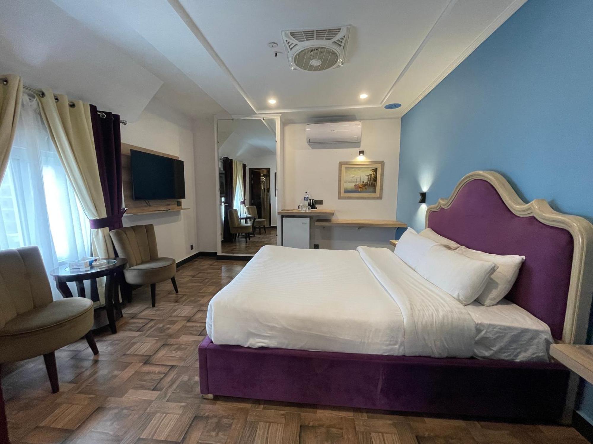 Hotel Oban Lahore Exteriör bild
