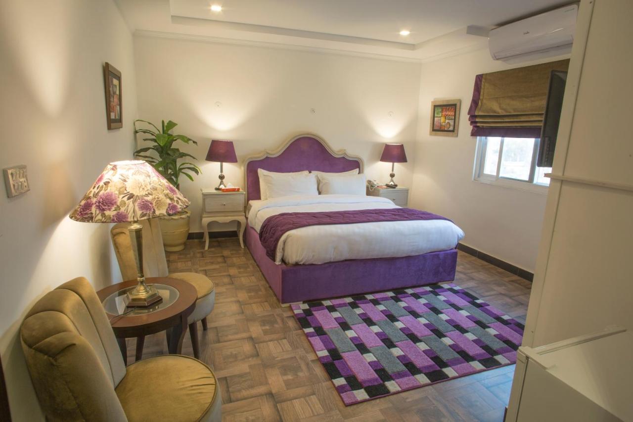 Hotel Oban Lahore Exteriör bild